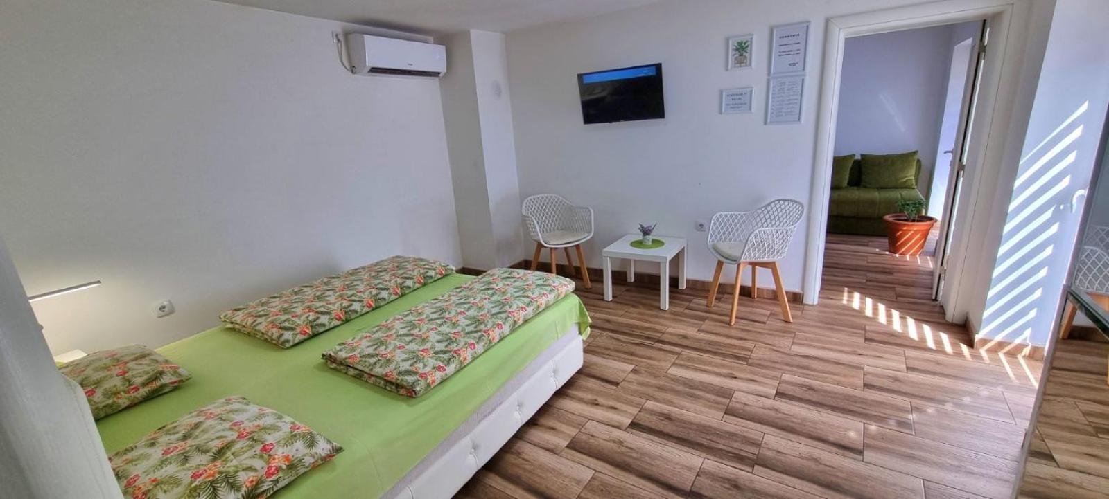 "My Life" Luxury River Apartments Ni Exteriör bild
