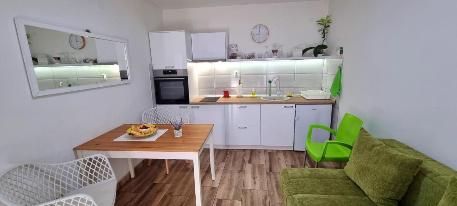 "My Life" Luxury River Apartments Ni Exteriör bild