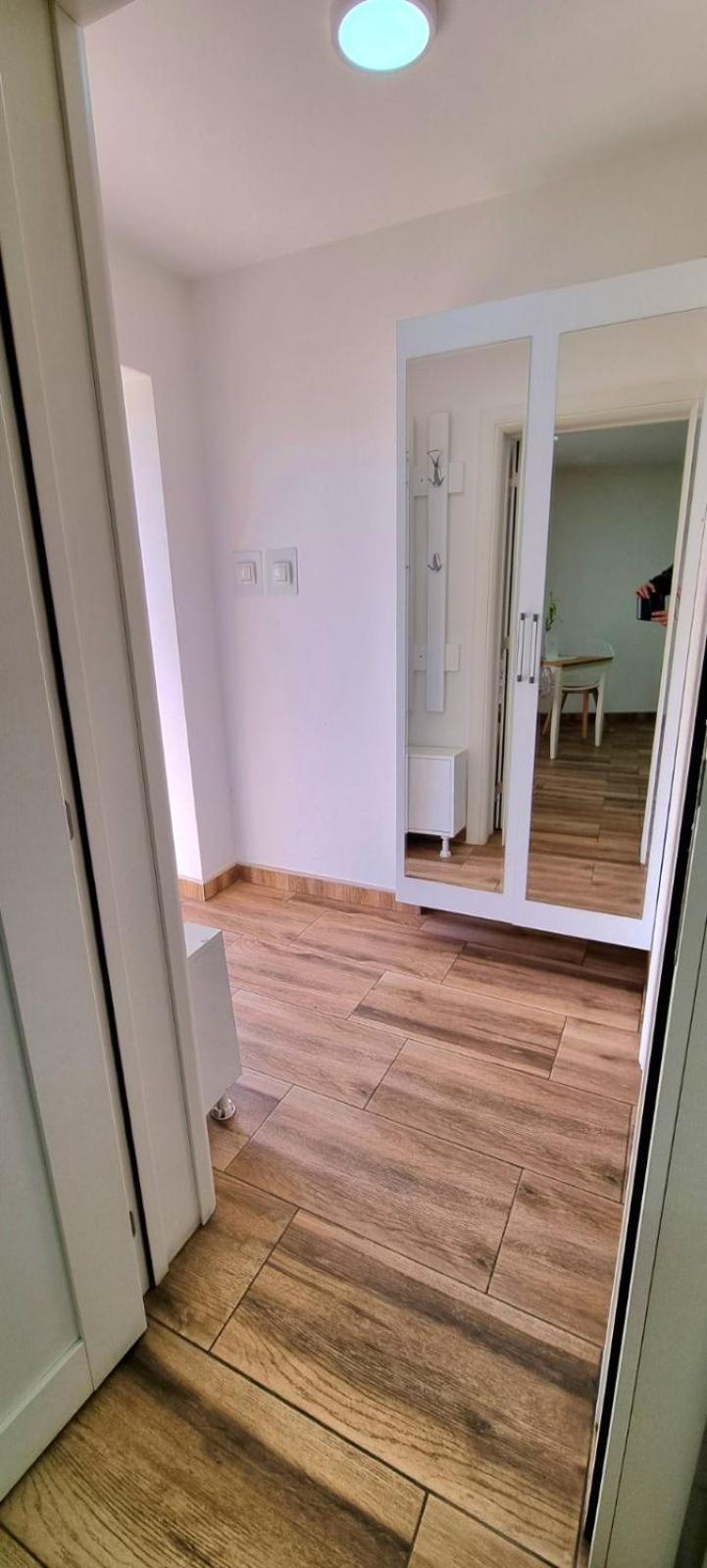 "My Life" Luxury River Apartments Ni Exteriör bild