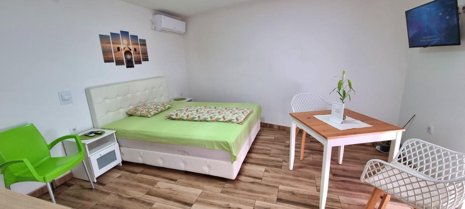 "My Life" Luxury River Apartments Ni Exteriör bild